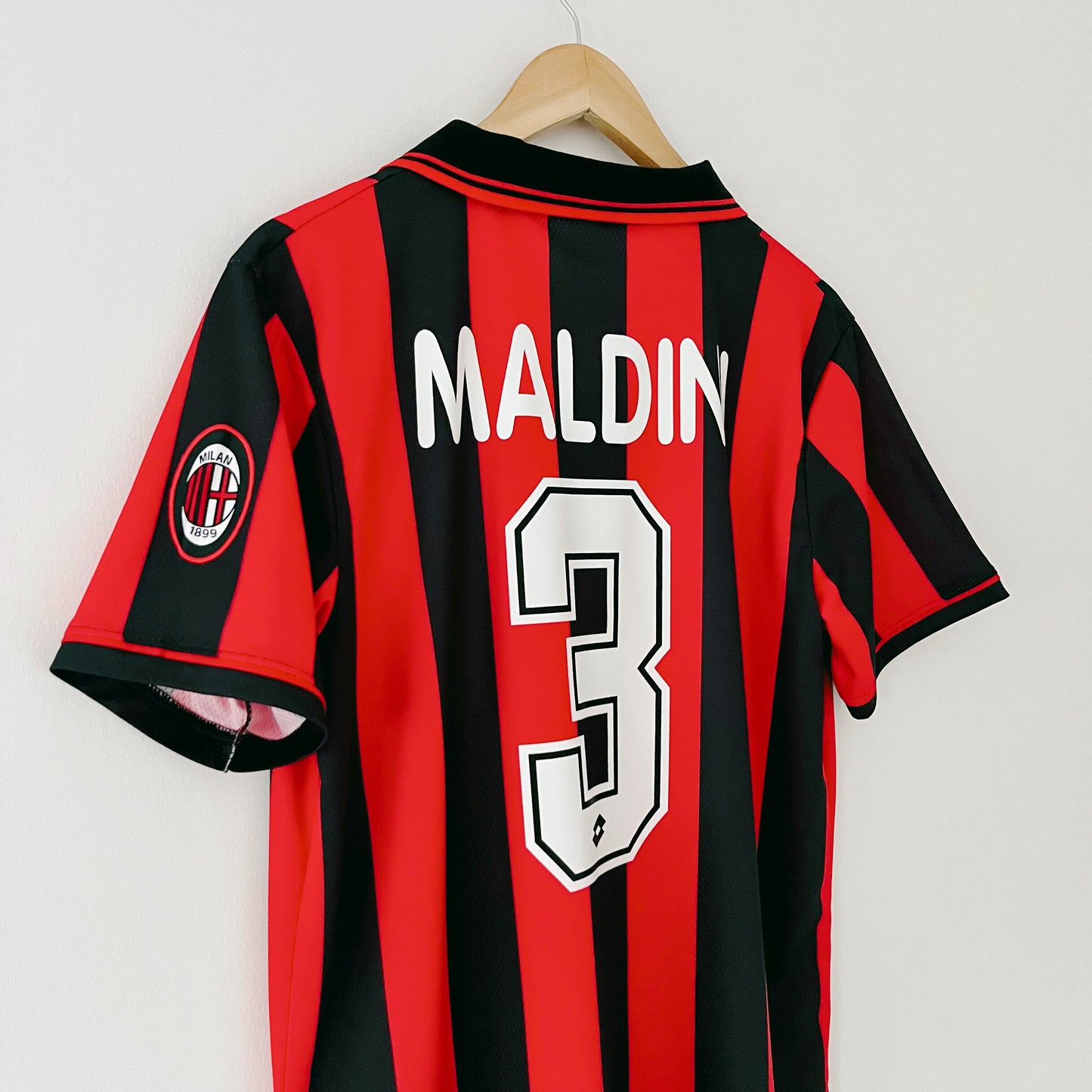 Retro AC Milan Shirt 1996-97 Home