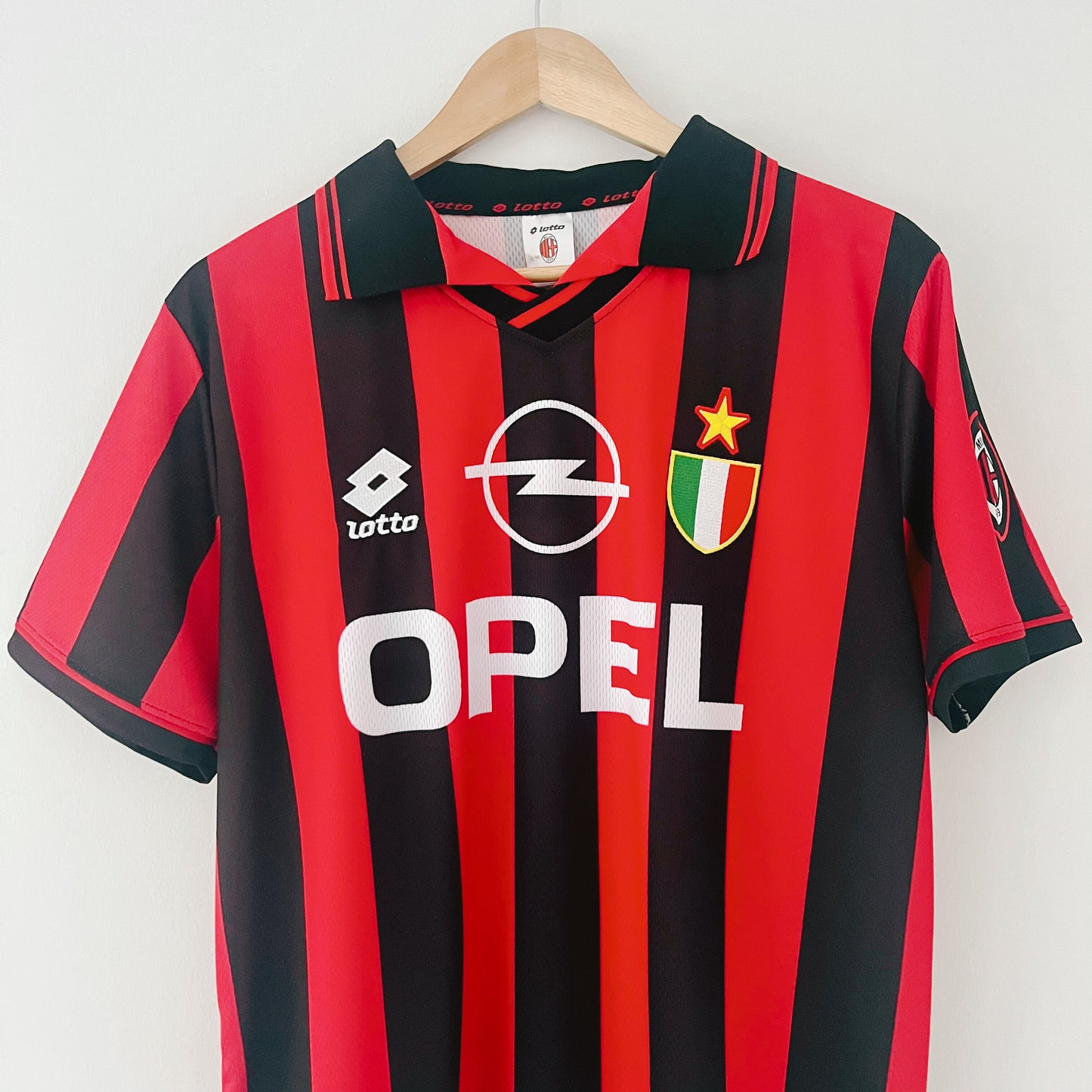 Retro AC Milan Shirt 1996-97 Home