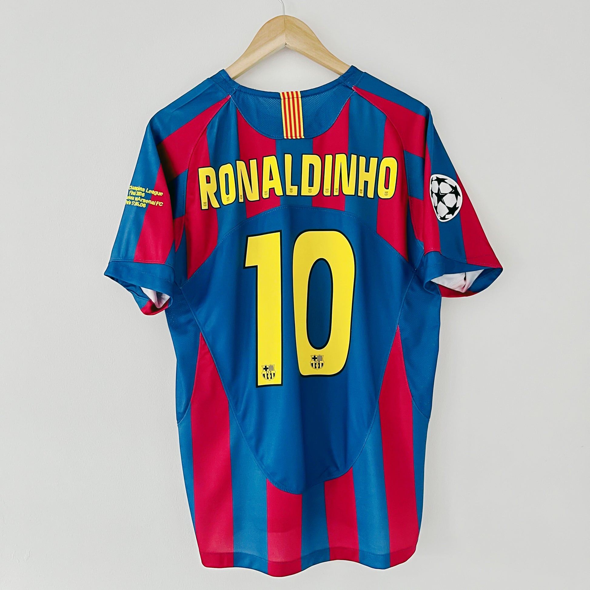 Retro Barcelona Shirt Champions League Final 2006 RONALDINHO 10 S